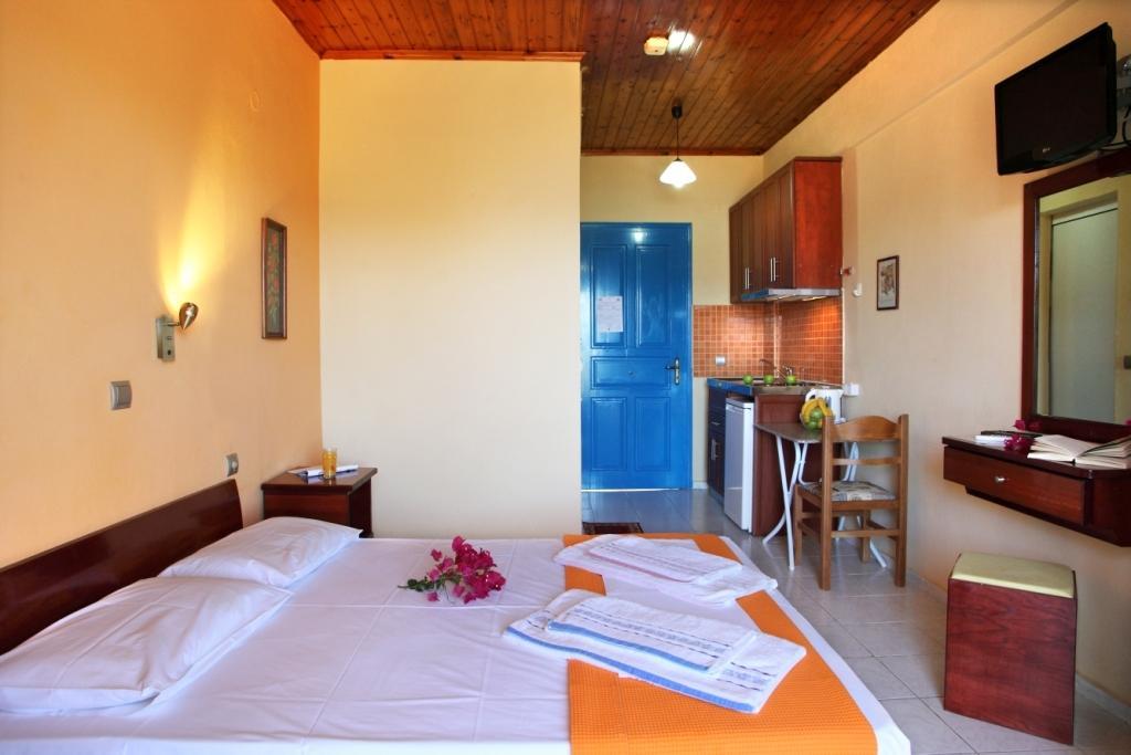 Paradise Studios Katomerion Habitación foto